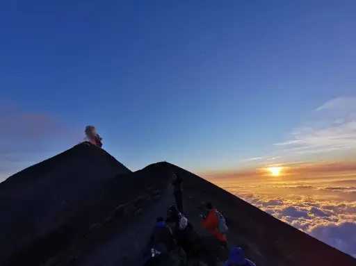 Epic Sunrise Acatenango 4x4