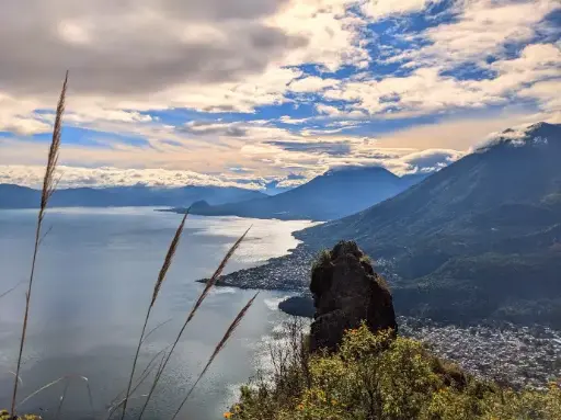 Rostro Maya - Santa clara La Laguna (Asalto)