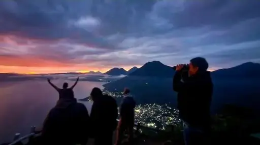 Rostro Maya - Santa clara La Laguna (Campamento)